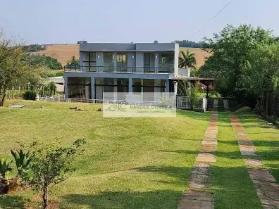 Fazenda/Sítio com 3 Quartos à venda, 327m² no Estância Cabral, Cambé
