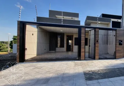 Casa com 2 Quartos à venda, 138m² no Bom Jardim, Maringá