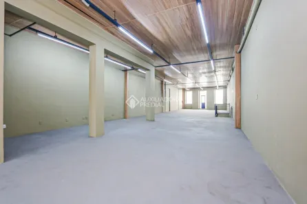 Ponto Comercial à venda, 560m² no Centro Histórico, Porto Alegre