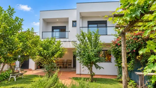 Casa de Condomínio com 3 Quartos à venda, 275m² no Urbanova IV-A, São José dos Campos