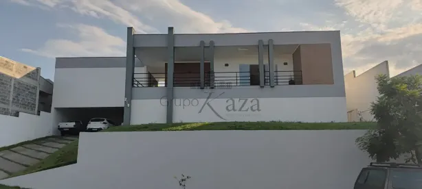 Casa de Condomínio com 3 Quartos à venda, 1000m² no Jardim Terras de Santa Helena, Jacareí