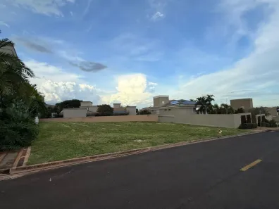Lote/Terreno à venda, 922m² no Residencial Lluminar, Catanduva