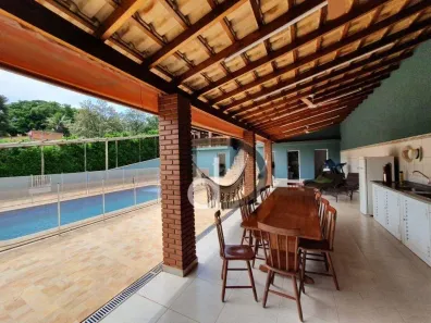 Fazenda/Sítio com 3 Quartos à venda, 335m² no Monterrey, Louveira