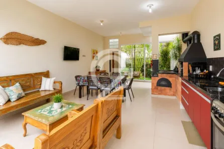Casa com 3 Quartos para alugar, 180m² no Parque Jambeiro, Campinas