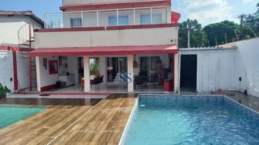 Casa com 3 Quartos à venda, 208m² no Jardim Britânia, Caraguatatuba