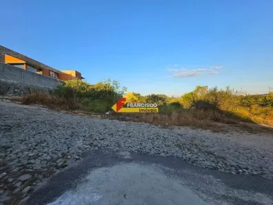 Lote/Terreno à venda, 883m² no Fábio Notini, Divinópolis
