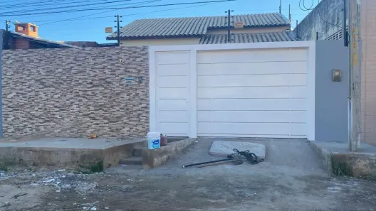 Casa com 3 Quartos para alugar, 200m² no Loteamento Recife, Petrolina