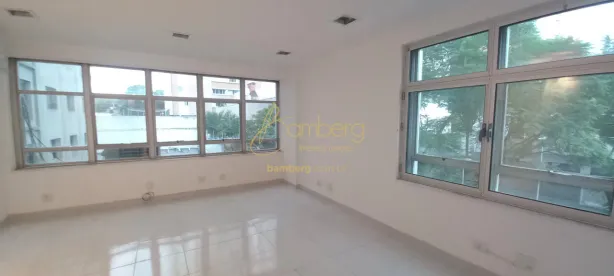 Sala Comercial à venda, 55m² no Santo Amaro, São Paulo