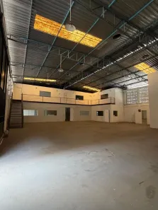 Galpão/Depósito/Armazém à venda, 704m² no Santa Mônica Popular, Vila Velha