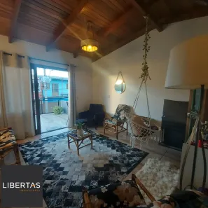 Casa com 2 Quartos à venda, 80m² no Vila Nova, Porto Alegre
