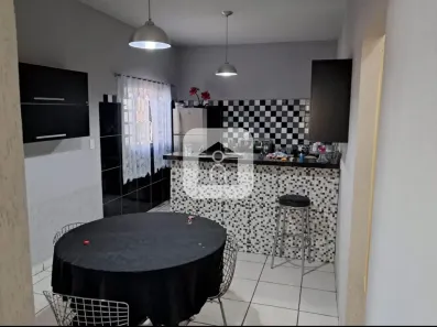 Casa com 3 Quartos à venda, 131m² no Milenium, Araguari