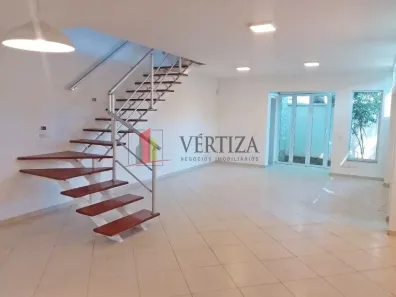Casa com 3 Quartos à venda, 259m² no Indianópolis, São Paulo