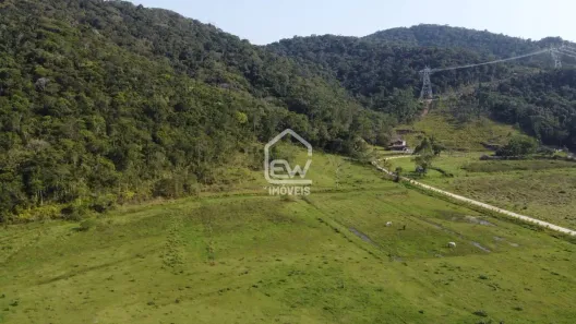 Galpão/Depósito/Armazém com 1 Quarto à venda, 100000m² no Santa Terezinha, Gaspar