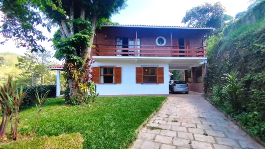 Casa de Condomínio com 3 Quartos à venda, 630m² no Parque do Imbui, Teresópolis
