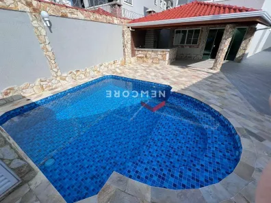 Sobrado com 4 Quartos à venda, 200m² no Flórida, Praia Grande