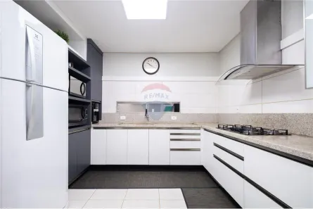 Casa com 3 Quartos à venda, 168m² no Guarujá, Lages