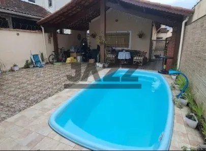 Casa com 3 Quartos à venda, 150m² no Maracanã, Praia Grande