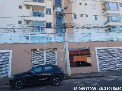 Apartamento com 2 Quartos à venda, 56m² no Jardim das Palmeiras, Uberlândia