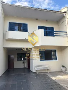 Sobrado com 4 Quartos à venda, 350m² no Vila Lucy, Goiânia