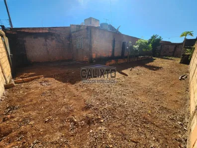 Lote/Terreno à venda, 250m² no Granada, Uberlândia