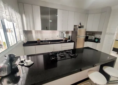 Sobrado com 3 Quartos à venda, 150m² no Parque Residencial Jaguari, Americana