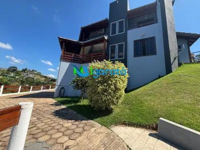 Fazenda/Sítio com 5 Quartos à venda, 1200m² no Centro, Igaratá