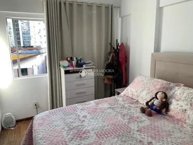 Apartamento com 2 Quartos à venda, 48m² no Centro, Florianópolis