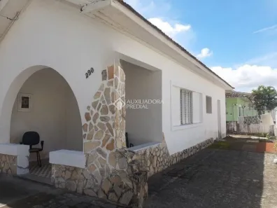 Casa com 3 Quartos à venda, 300m² no Balneário, Florianópolis