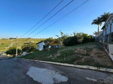 Lote/Terreno à venda, 600m² no Padre Herculano Yanes, Divinópolis
