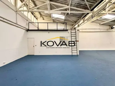 Galpão/Depósito/Armazém para alugar, 450m² no Pinheiros, São Paulo