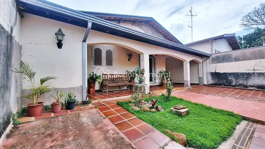 Casa com 3 Quartos à venda, 221m² no Vila Nogueira, Campinas