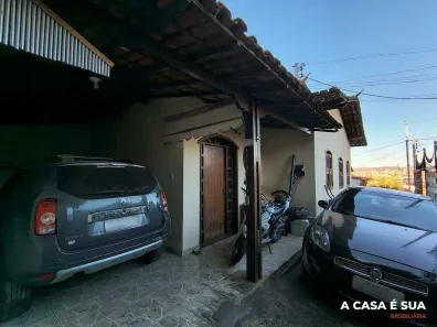 Casa com 5 Quartos para alugar, 300m² no Industrial, Contagem