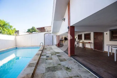 Casa com 4 Quartos à venda, 350m² no São Francisco, Niterói