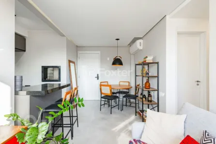 Apartamento com 2 Quartos à venda, 56m² no São João, Porto Alegre