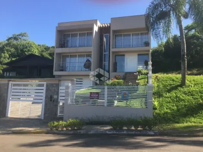 Casa com 3 Quartos à venda, 300m² no , Picada Café
