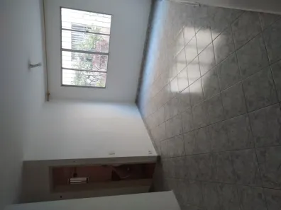 Apartamento com 2 Quartos para alugar, 60m² no Jardim Ester, São Paulo