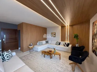 Apartamento com 5 Quartos à venda, 258m² no Estados Unidos, Uberaba