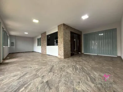 Casa com 3 Quartos à venda, 157m² no Centro, Leme