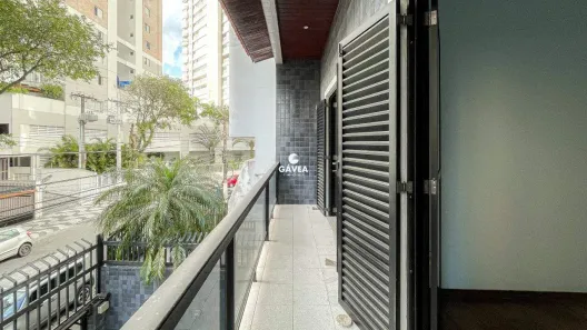 Sobrado com 4 Quartos para alugar, 260m² no Gonzaga, Santos