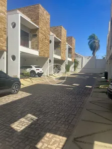 Casa de Condomínio com 3 Quartos à venda, 180m² no Jardim Itália, Cuiabá