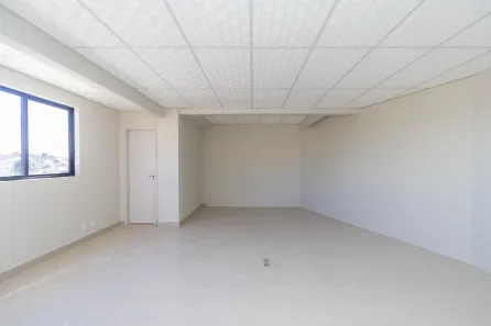 para alugar, 29m² no Guabirotuba, Curitiba
