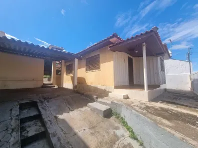 Casa com 1 Quarto à venda, 82m² no Vila Áurea, Presidente Prudente