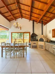 Fazenda/Sítio com 3 Quartos à venda, 220m² no Portão, Atibaia