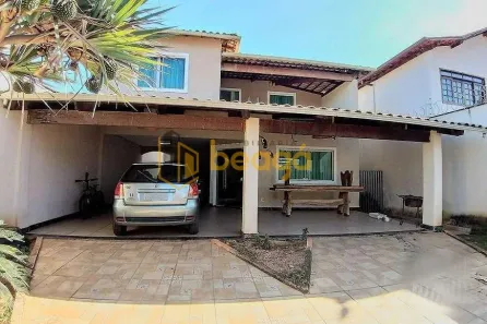 Casa com 3 Quartos à venda, 280m² no Bandeirantes (Pampulha), Belo Horizonte