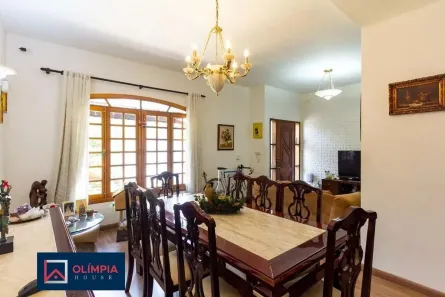 Casa com 4 Quartos para alugar, 148m² no Moema, São Paulo