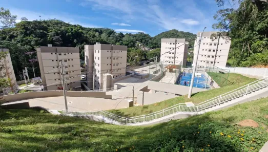 Apartamento com 2 Quartos para alugar, 55m² no Duarte Silveira, Petrópolis