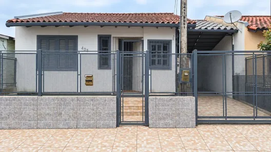 Casa com 2 Quartos à venda, 80m² no Santo Onofre, Viamão