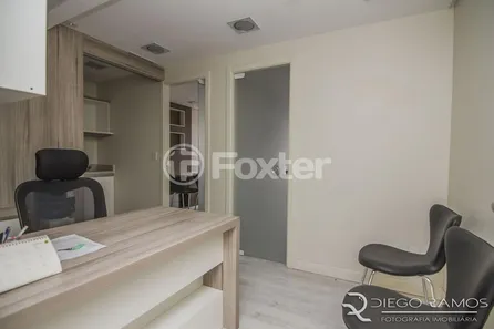Sala Comercial à venda, 30m² no Centro Histórico, Porto Alegre