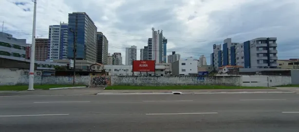 Ponto Comercial para alugar, 2250m² no Campinas, São José