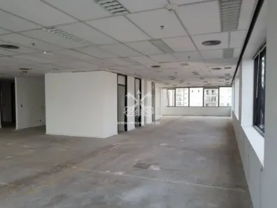 Prédio Comercial para alugar, 2750m² no Vila Olímpia, São Paulo